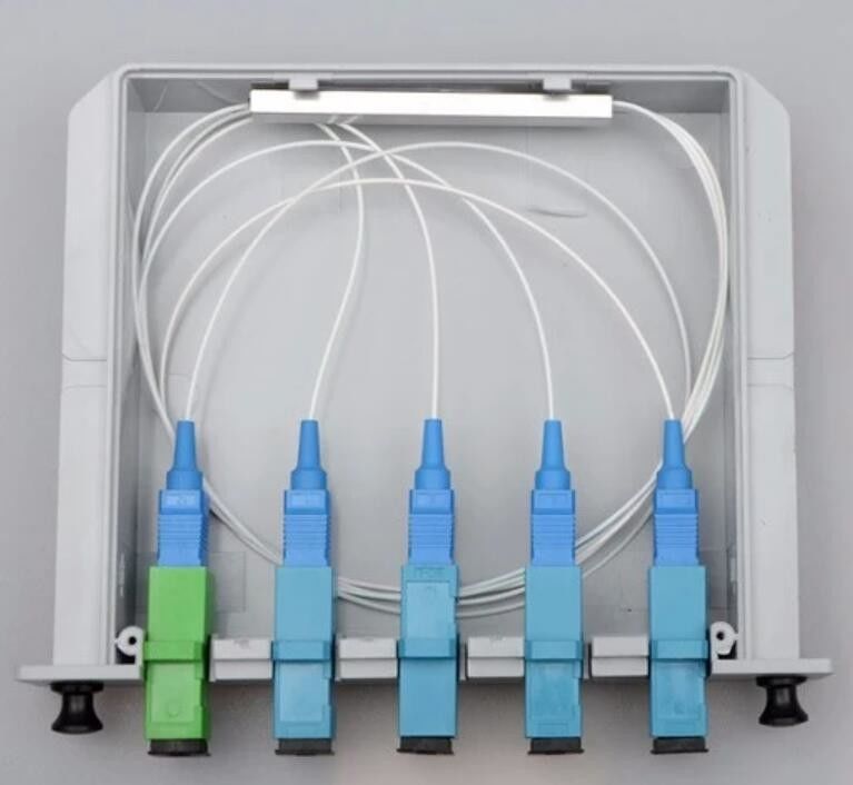 कैसेट पैसिव फाइबर ऑप्टिक स्प्लिटर 1X4 SC UPC PLC प्लग इन टाइप